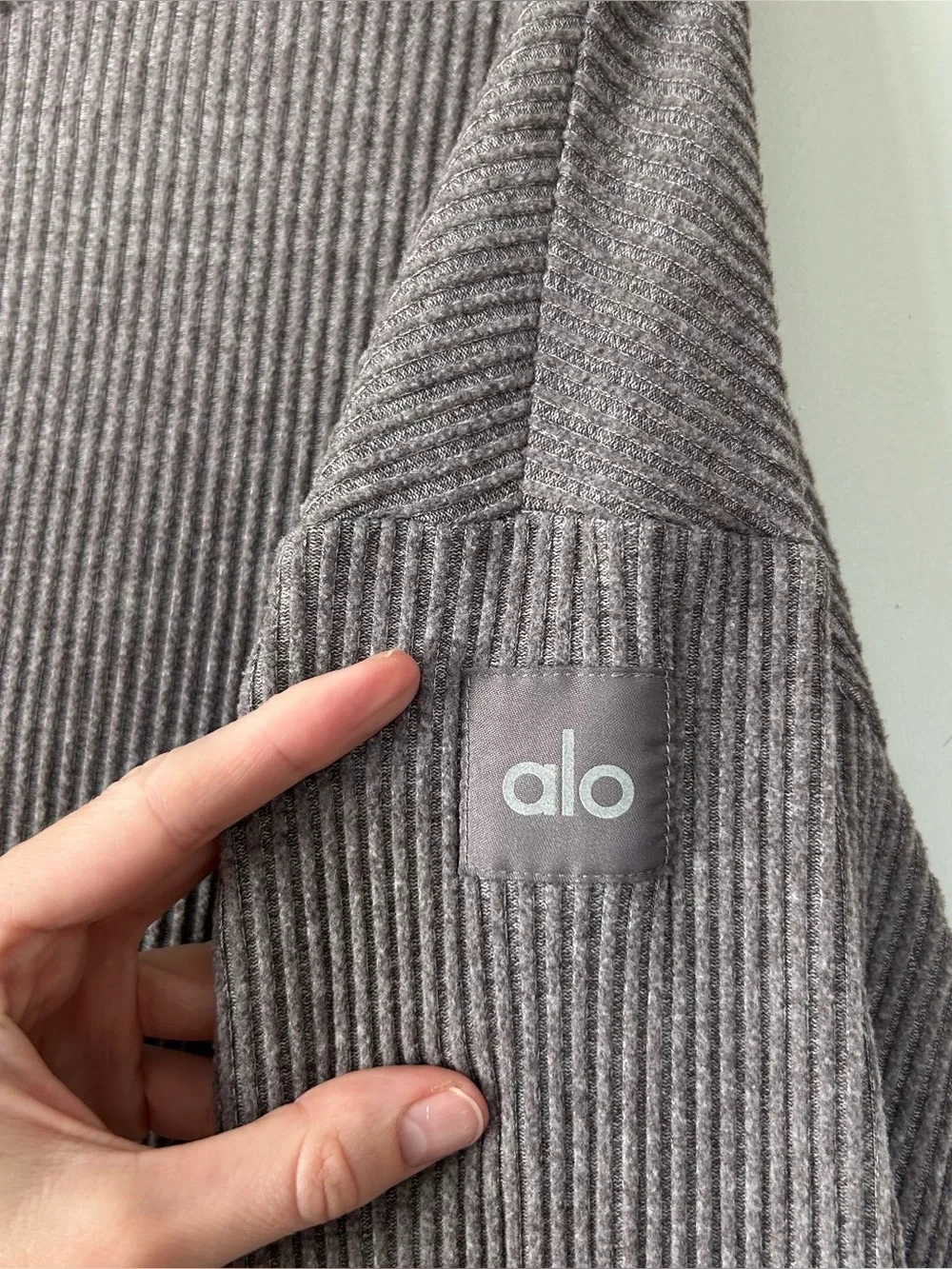 Alo Yoga Muse Hoodie Purple/Grey